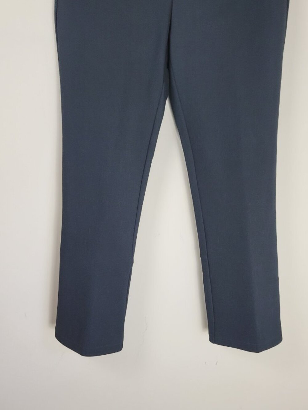 Anthropologie Essential Trouser Pants Black Tulip Hem Slim Ankle Size 4 - Picture 8 of 11